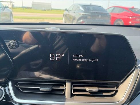 New 2026 Chevrolet Trax RS w/ Driver Confidence Package FWD image 22