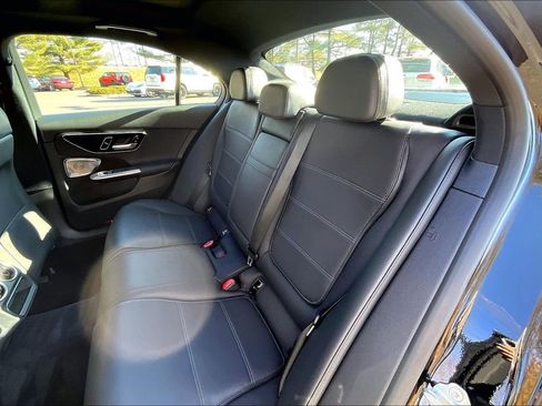 Used 2022 Mercedes-Benz C 300 4MATIC Sedan image 28