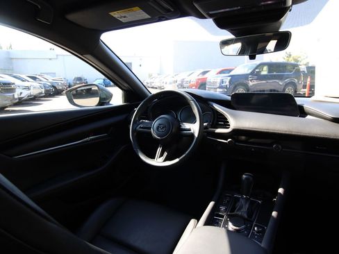 Used 2020 MAZDA MAZDA3 Base image 26