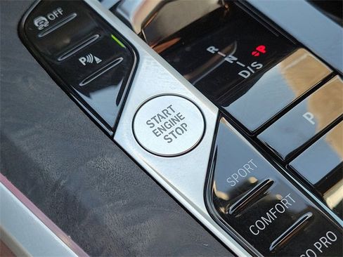 Used 2024 BMW X5 xDrive40i w/ Parking Assistance Package image 23