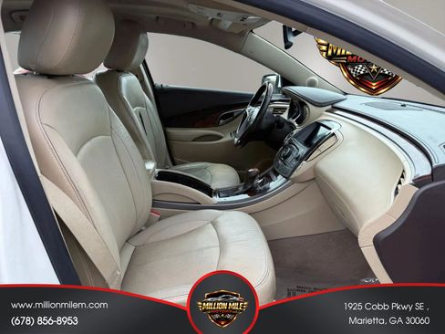 Used 2013 Buick LaCrosse Premium FWD image 18