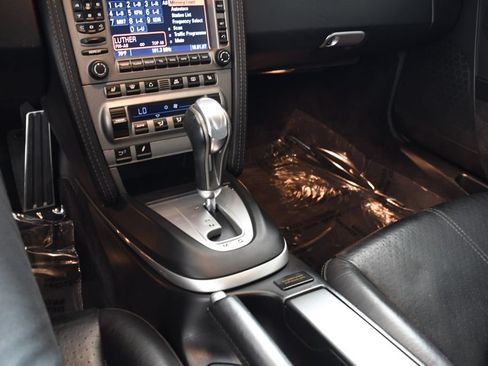 Used 2006 Porsche 911 Carrera S RWD image 28