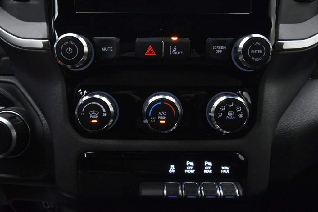 Certified 2025 RAM 1500 Big Horn AWD/4WD image 30