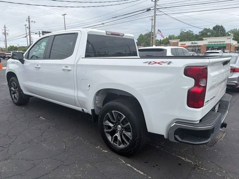 Used 2024 Chevrolet Silverado 1500 LT AWD/4WD image 4