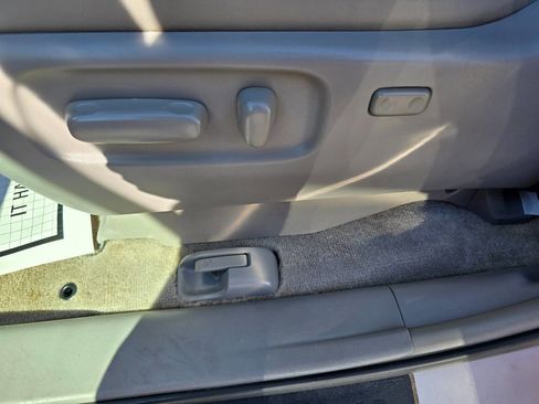 Used 2007 Toyota Sienna LE image 14