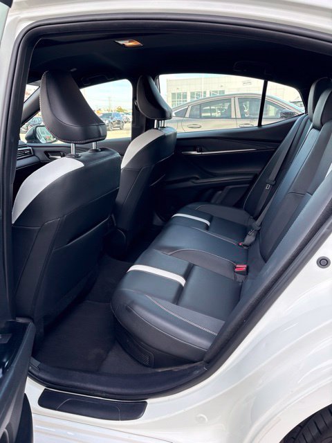 Used 2025 Toyota Camry SE FWD image 6