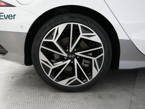 Used 2023 Hyundai Ioniq 6 Limited RWD image 22