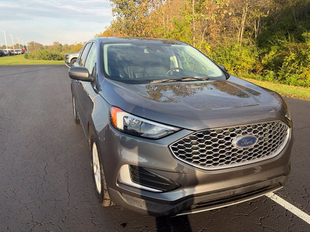 Used 2024 Ford Edge SEL AWD/4WD image 7