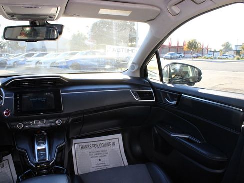 Used 2018 Honda Clarity Plug-In Hybrid image 24