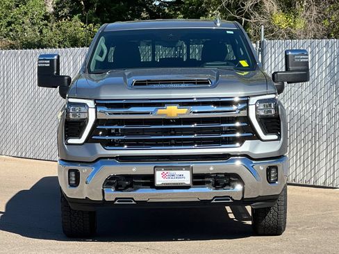 New 2026 Chevrolet Silverado 3500 LTZ w/ LTZ Premium Package AWD/4WD image 6