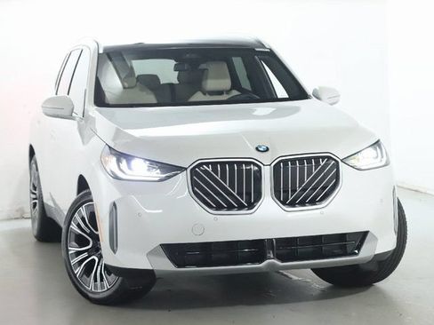 Used 2026 BMW X3 xDrive30i w/ Premium Package AWD/4WD image 2