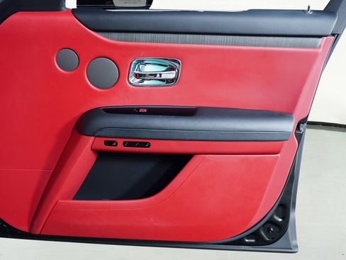 Used 2022 Rolls-Royce Ghost image 25