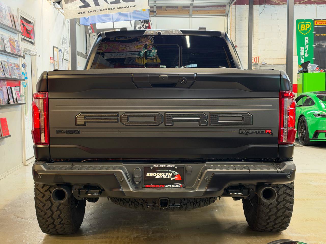 Used 2025 Ford F150 Raptor w/ Equipment Group 803A Raptor R AWD/4WD image 8
