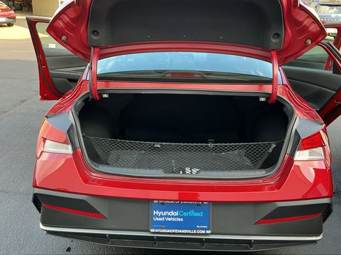 Certified 2025 Hyundai Elantra Sport image 14