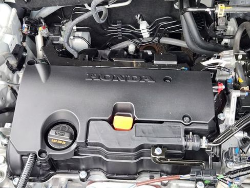 Used 2025 Honda HR-V Sport image 16