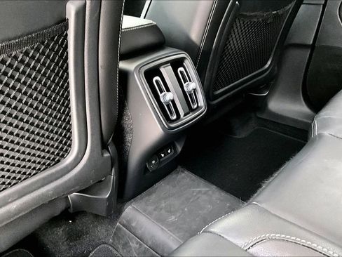 Certified 2023 Volvo XC40 B5 Core w/ Protection Package Premier image 31