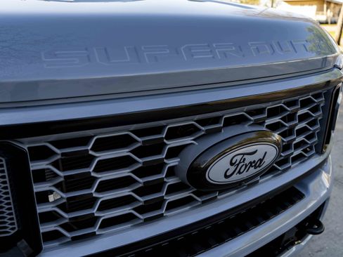 Used 2026 Ford F450 Lariat AWD/4WD image 12