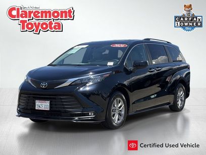 Certified 2026 Toyota Sienna XLE
