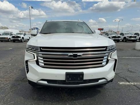 Used 2022 Chevrolet Tahoe High Country AWD/4WD image 3