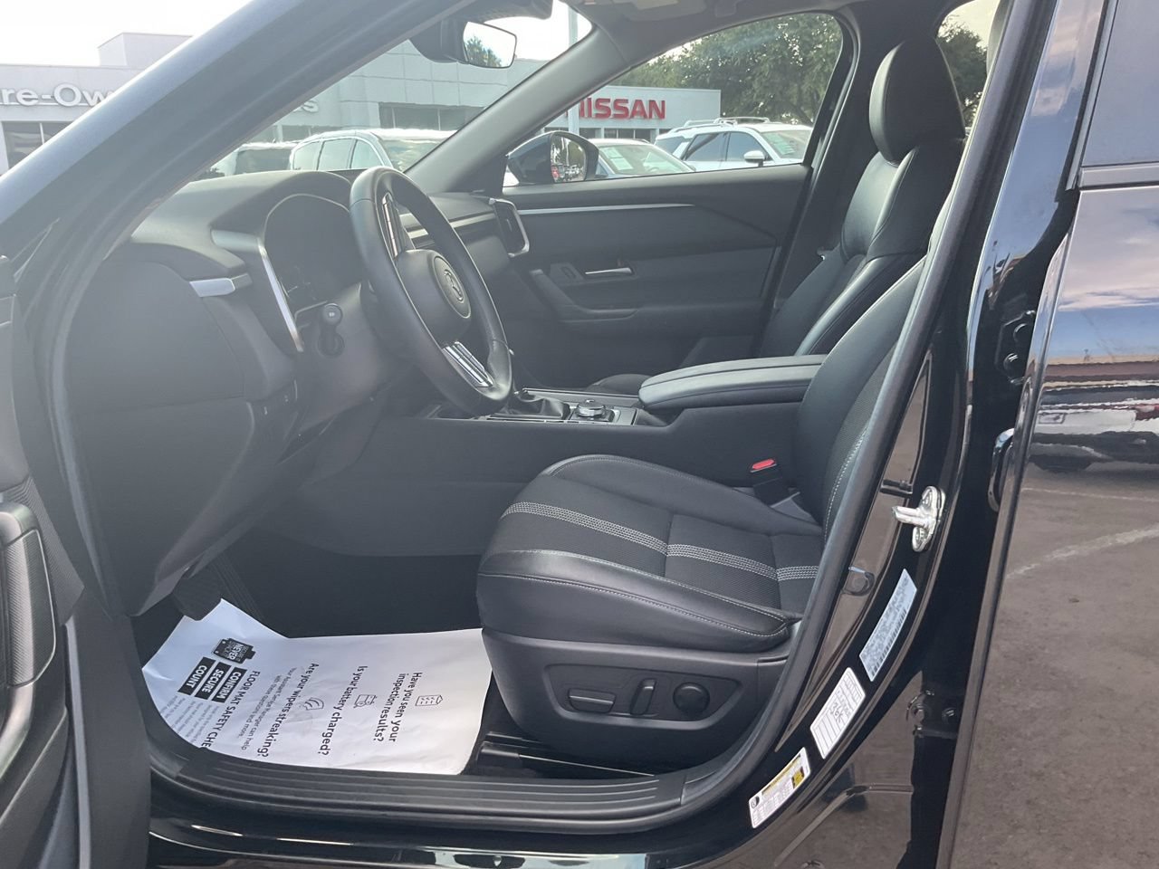 Used 2025 MAZDA CX-50 AWD 2.5 S w/ Premium Package image 8