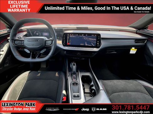 New 2025 Dodge Charger Daytona Scat Pack w/ Track Pack AWD/4WD image 5