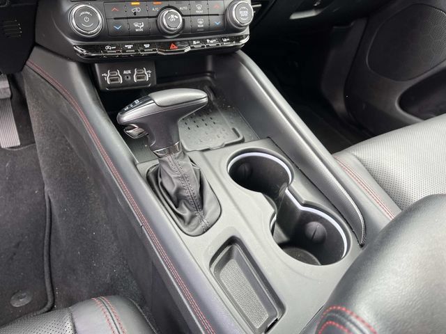 Used 2025 Dodge Durango GT AWD/4WD image 33