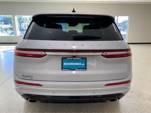 Used 2025 Lincoln Corsair Grand Touring image 8