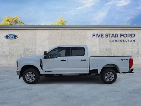 Certified 2025 Ford F250 XLT image 5