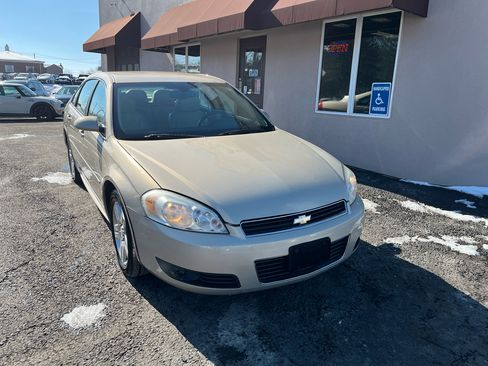 Used 2011 Chevrolet Impala LT w/ Luxury Edition Package image 2