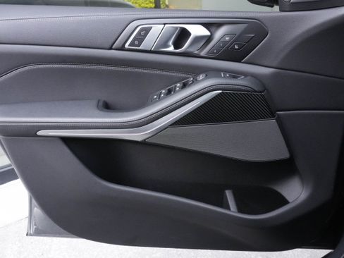 Used 2023 BMW X5 M50i w/ Climate Comfort Package AWD/4WD image 27