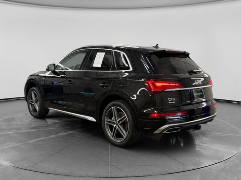 Used 2025 Audi Q5 e Premium Plus w/ Premium Plus Package AWD/4WD image 2
