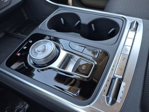 New 2026 Kia Carnival SX Prestige image 25