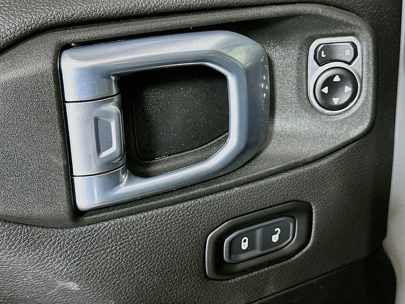 Used 2021 Jeep Wrangler Unlimited Rubicon AWD/4WD image 19