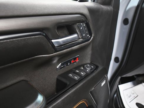 Used 2024 GMC Sierra 1500 AT4 w/ Technology Package image 11