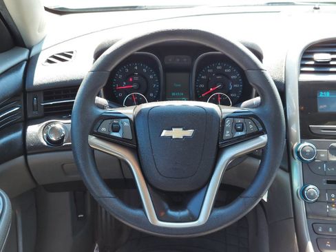 Used 2013 Chevrolet Malibu LS w/ Protection Package FWD image 12