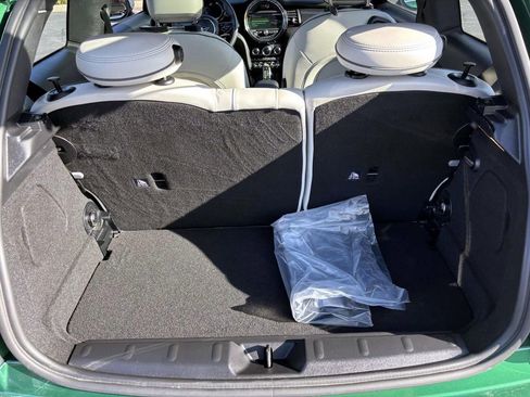 Used 2021 MINI Cooper SE w/ 8.8" Touchscreen Nav Package image 9