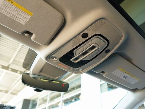 Used 2019 Audi Q8 Premium w/ Convenience Package image 22