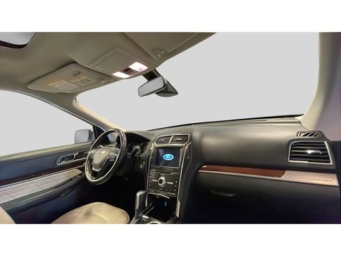 Used 2018 Ford Explorer Platinum AWD/4WD image 20