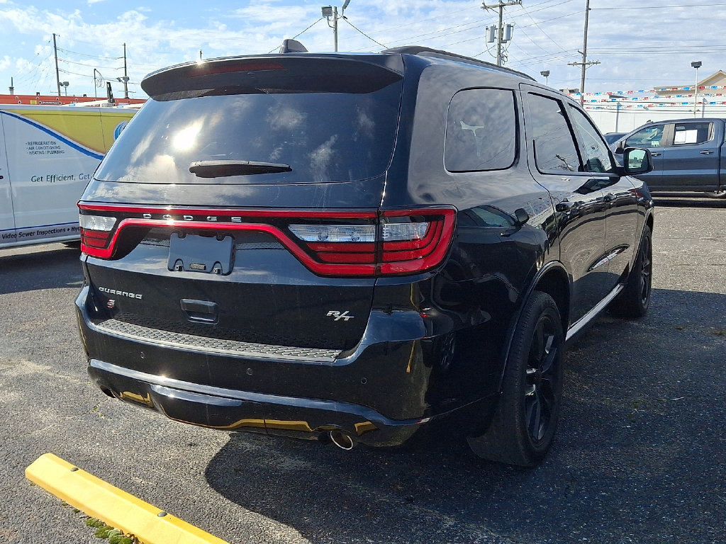Used 2023 Dodge Durango R/T AWD/4WD image 4