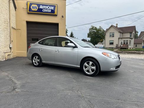Used 2008 Hyundai Elantra GLS FWD image 4
