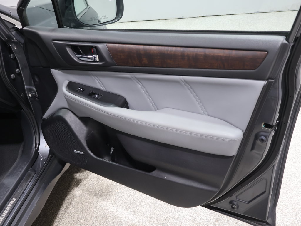 Used 2019 Subaru Outback 2.5i Limited w/ Popular Package #2 AWD/4WD image 24