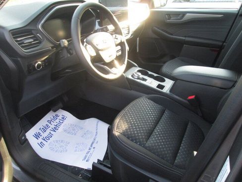 New 2025 Ford Escape Active w/ Tech Pack #1 image 30