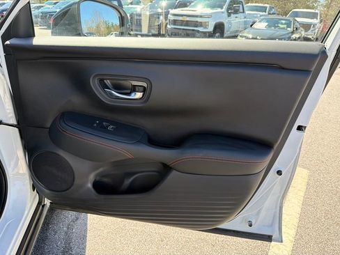 Used 2023 Honda HR-V Sport image 14