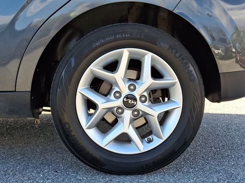 Used 2023 Kia Soul LX w/ Option Group 015 image 9