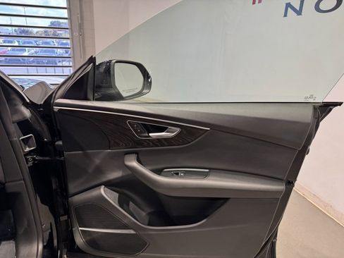 Used 2022 Audi Q8 Premium Plus image 49