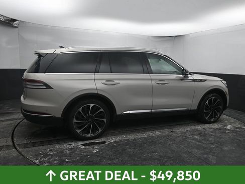 Used 2024 Lincoln Aviator Reserve w/ Equipment Group 201A AWD/4WD image 13