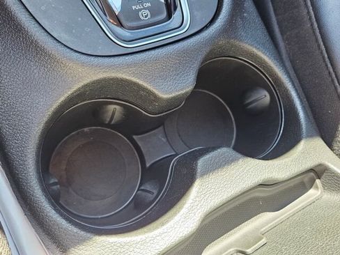 Used 2022 Jeep Cherokee Limited image 28