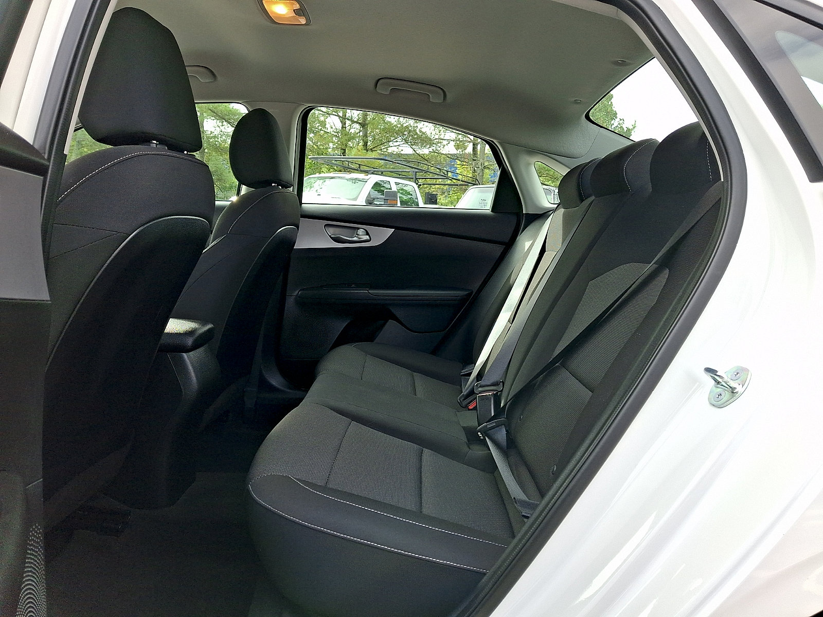 Used 2023 Kia Forte LXS w/ LXS Technology Package FWD image 10