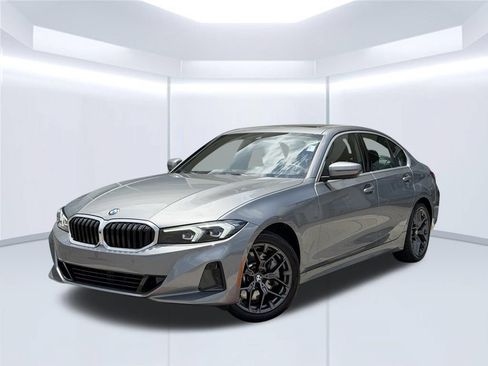 Used 2025 BMW 330i Sedan RWD image 1