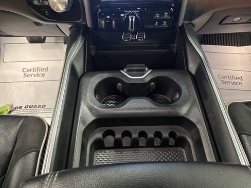 Used 2023 RAM 1500 Laramie AWD/4WD image 17